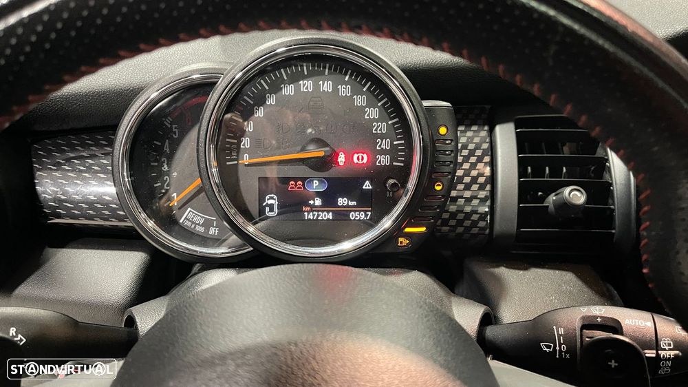 MINI 3 Portas Cooper SD Auto - 20