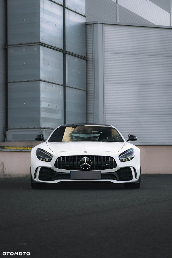Mercedes-Benz AMG GT R - 3