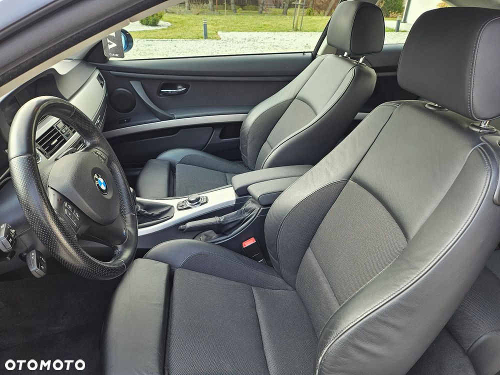 BMW Seria 3 320i Edition Exclusive - 13