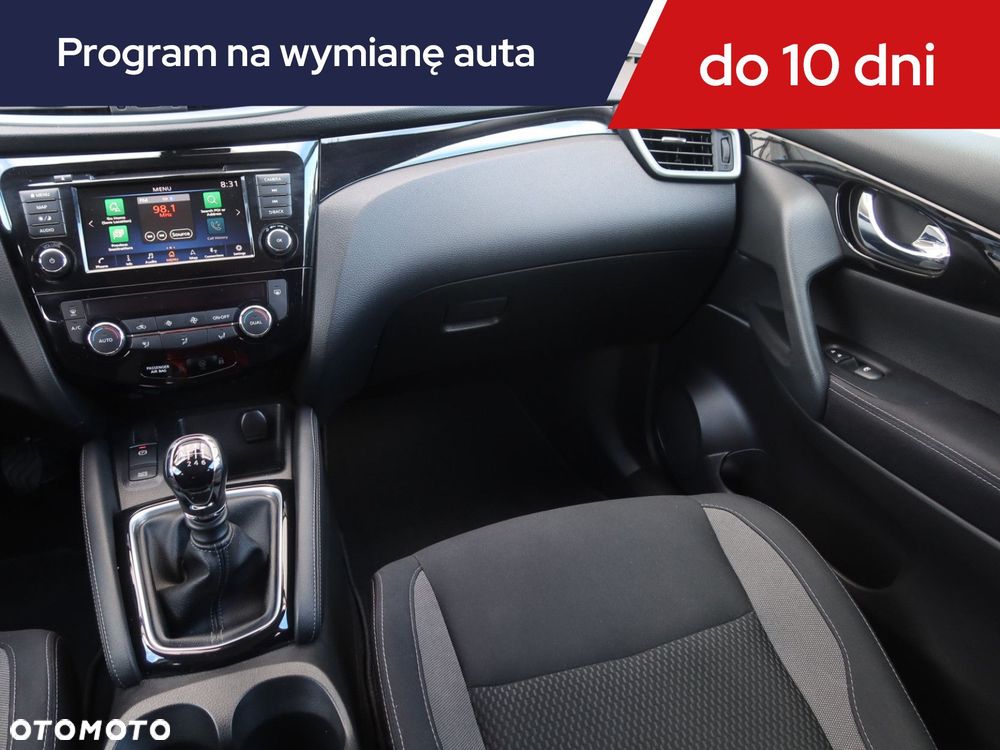 Nissan Qashqai - 10