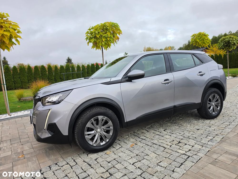 Peugeot 2008 1.2 Pure Tech Allure S&S - 9
