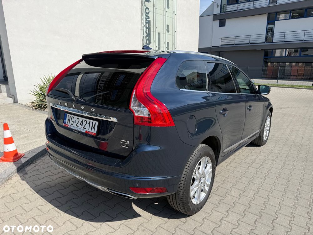 Volvo XC 60 D5 AWD Geartronic Summum - 5