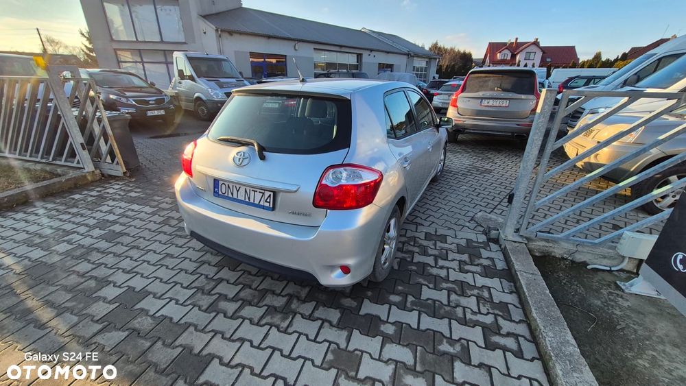 Toyota Auris - 2