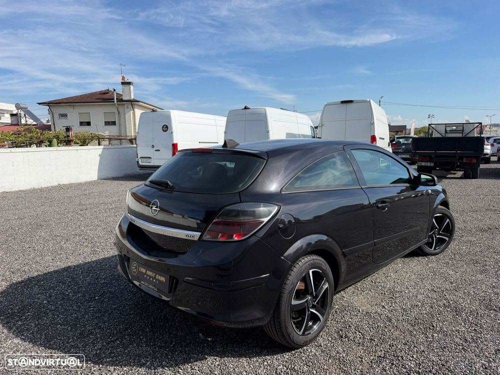 Opel Astra GTC 1.3 CDTi - 4
