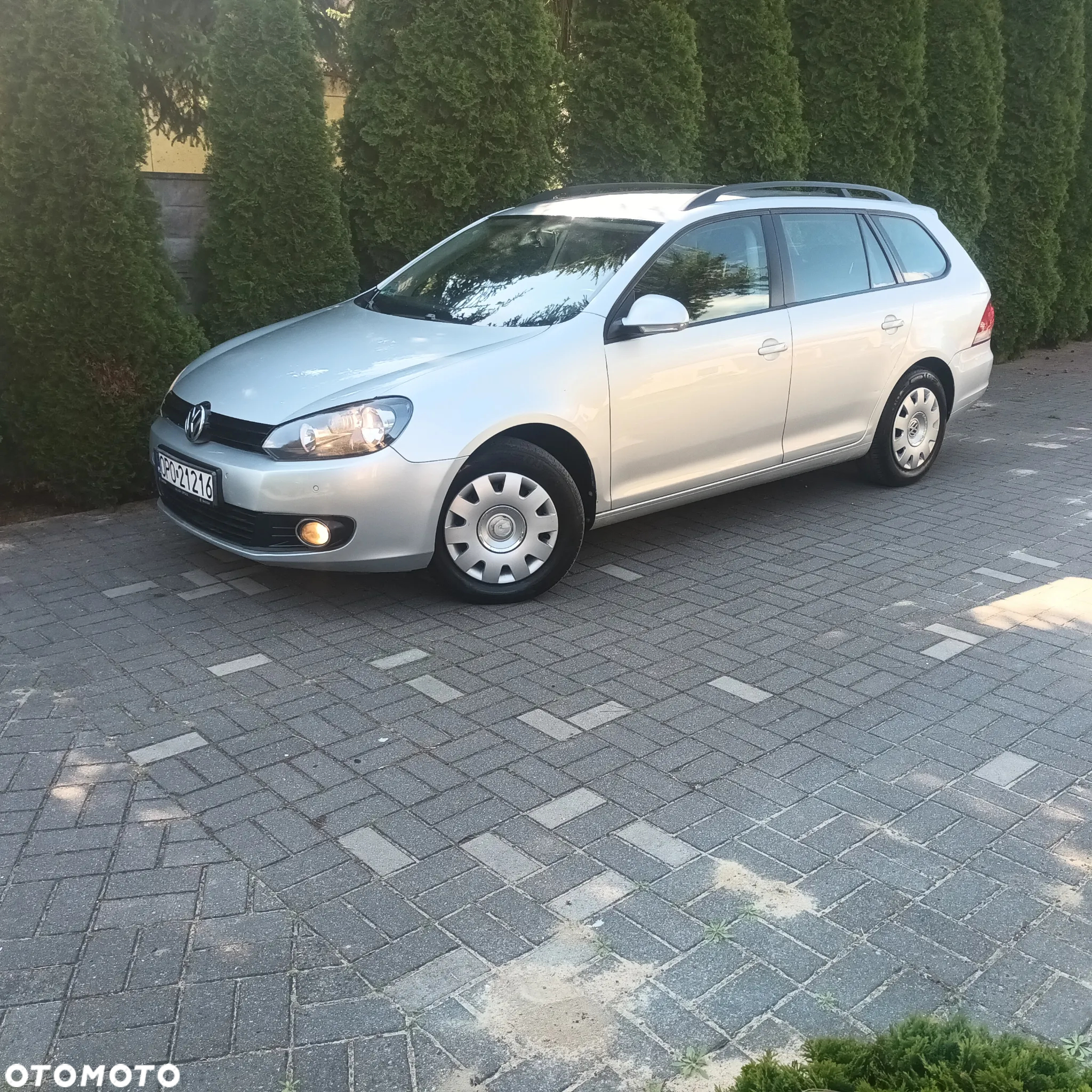 Volkswagen Golf VI 1.6 TDI BlueMot Comfortline - 15