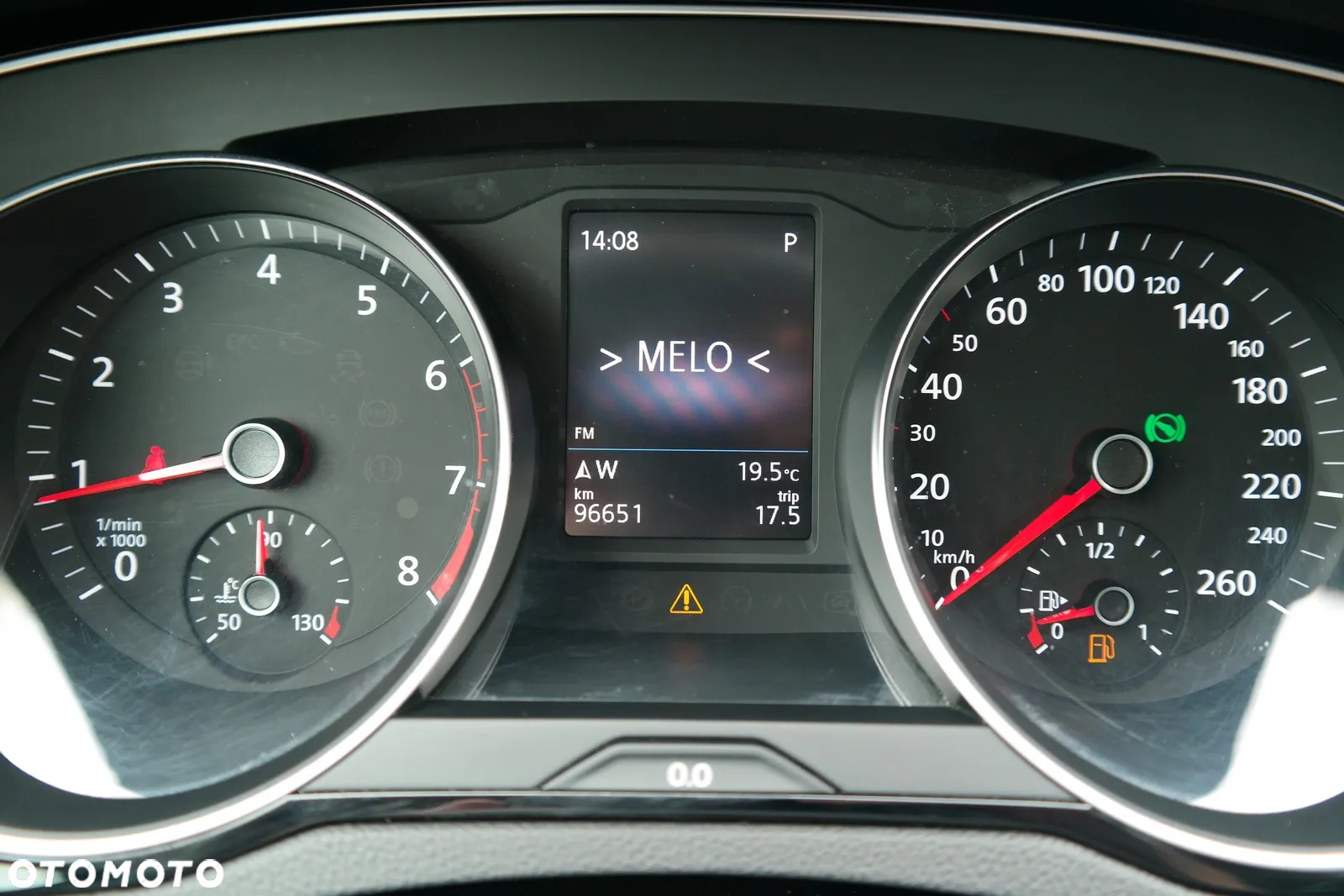 Volkswagen Passat 1.8 TSI BMT Highline DSG - 16