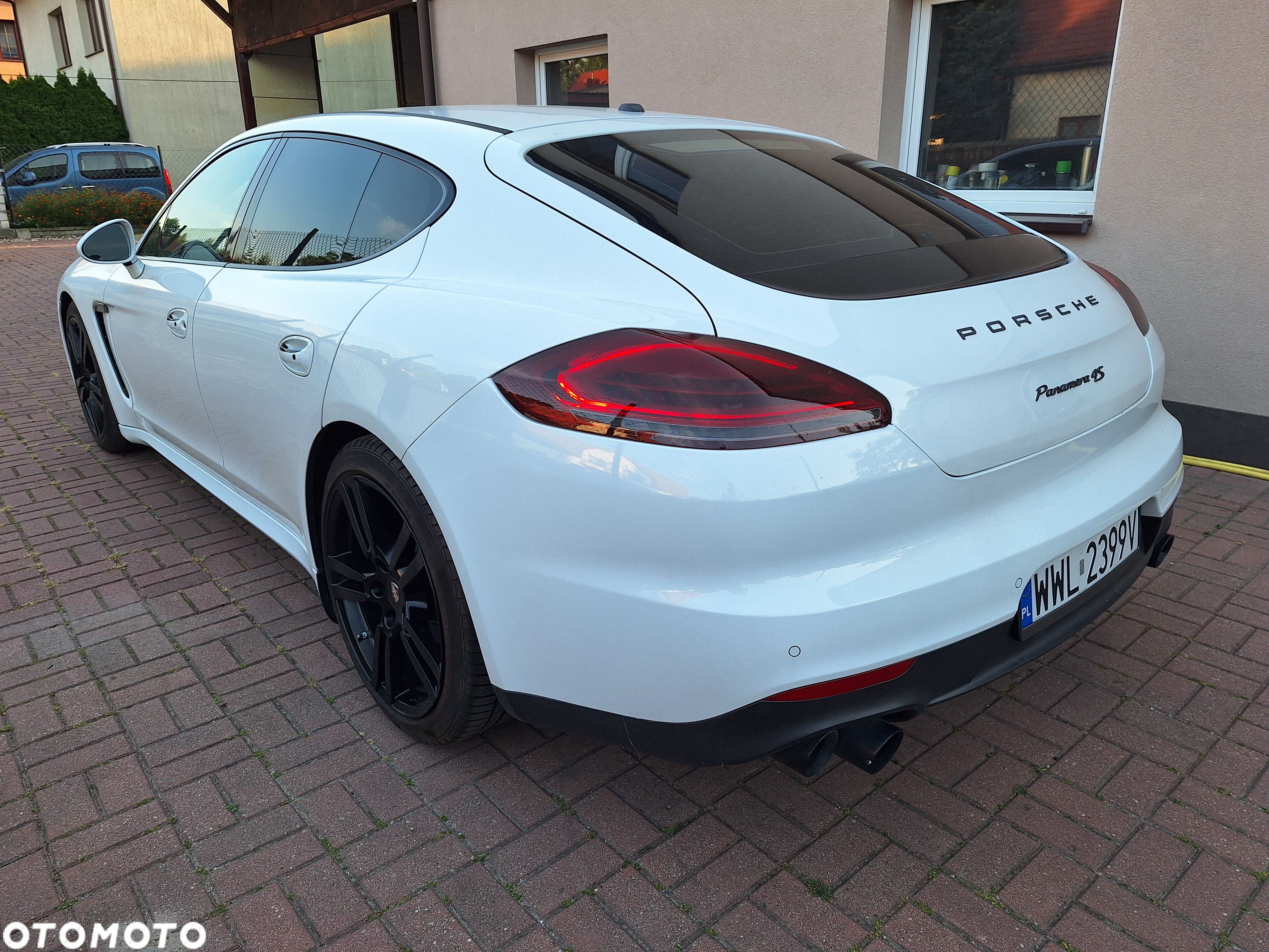 Porsche Panamera 4S - 12
