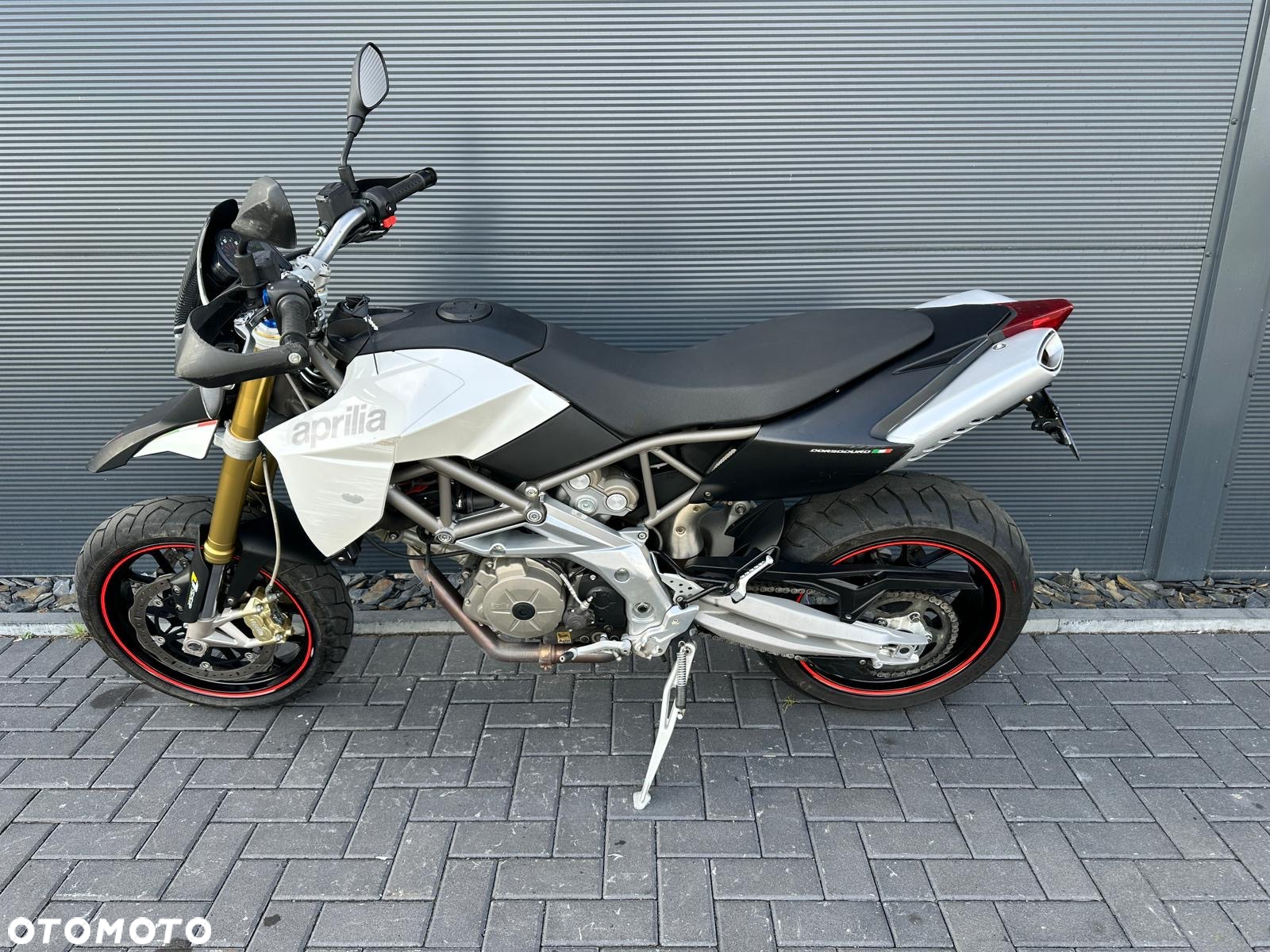 Aprilia Dorsoduro - 2