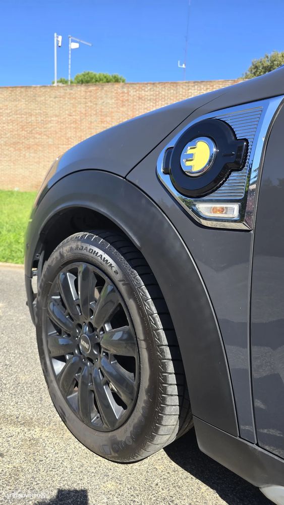 MINI Countryman Cooper SE ALL4 Auto - 9