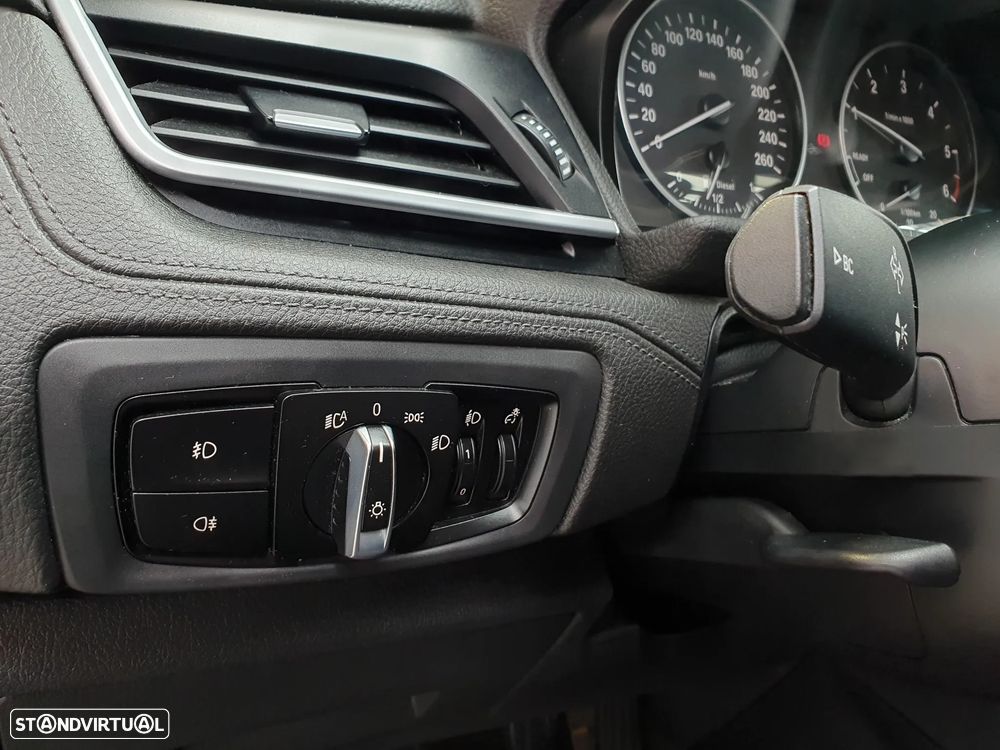 BMW 216 Active Tourer d Sport Line - 14
