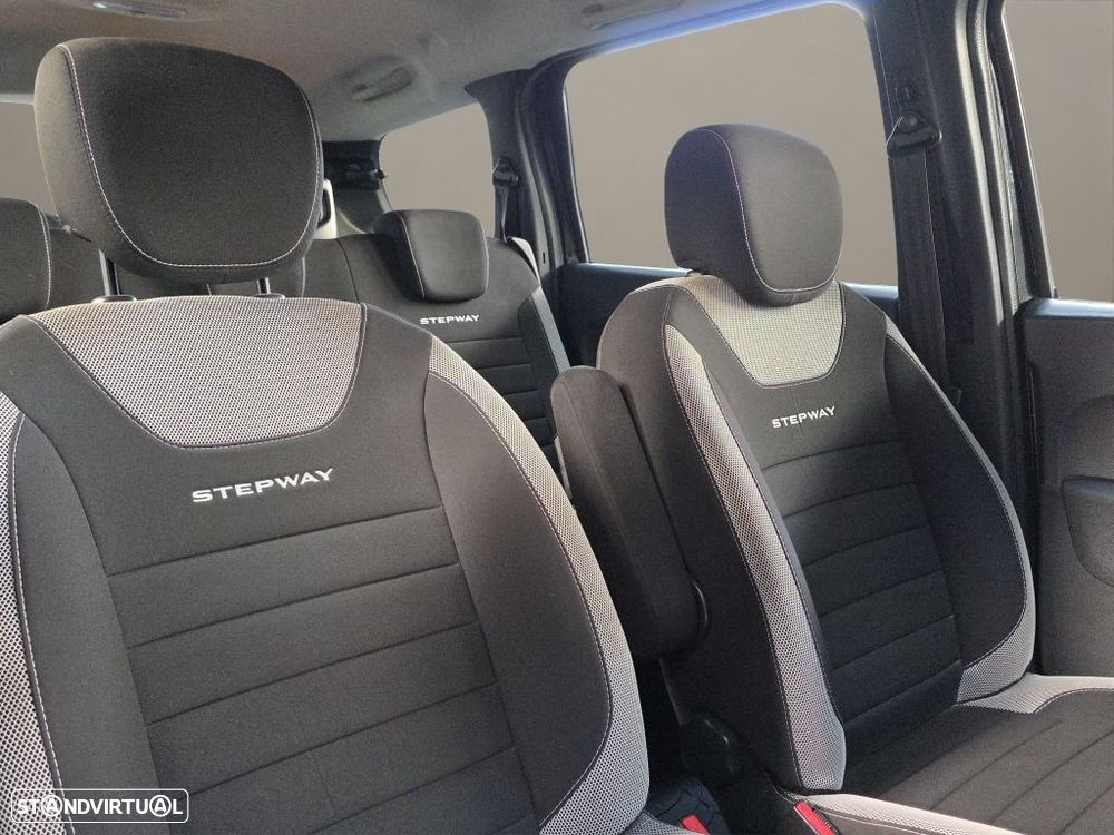 Dacia Lodgy 1.5 Blue dCi Stepway 7L - 14