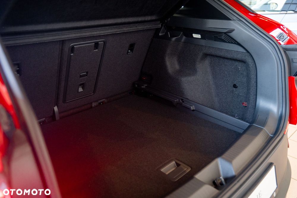 Volkswagen ID.4 - 11