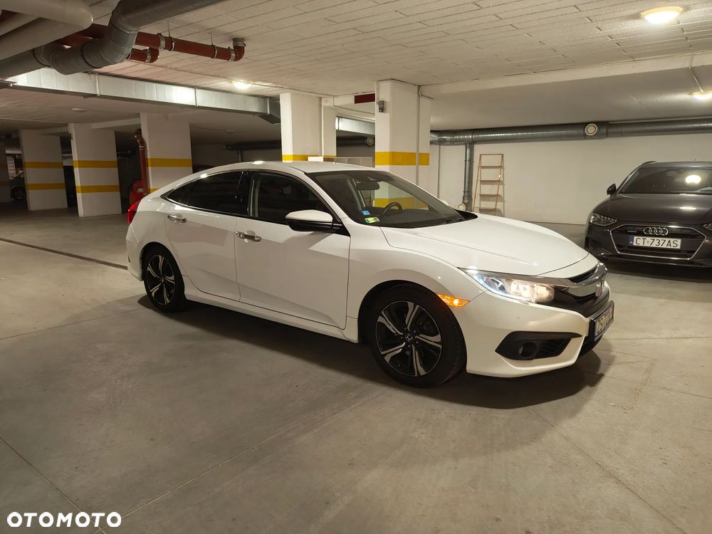 Honda Civic 1.5 T Elegance CVT - 3