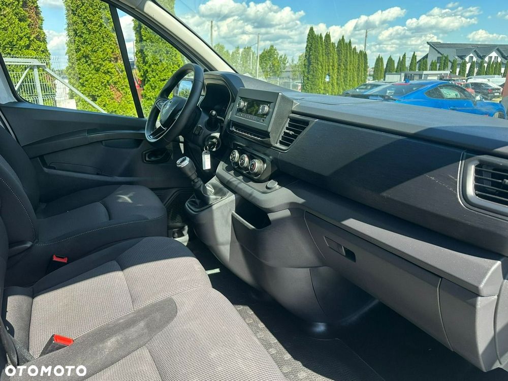 Renault Trafic - 19