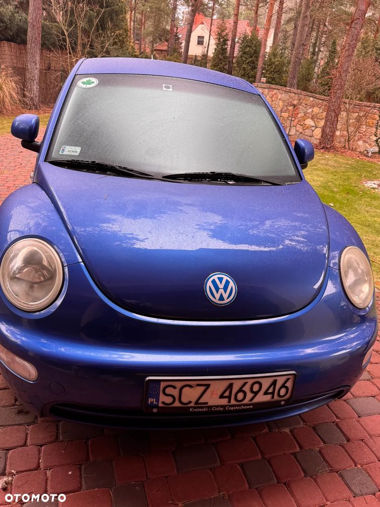 Volkswagen New Beetle - 2