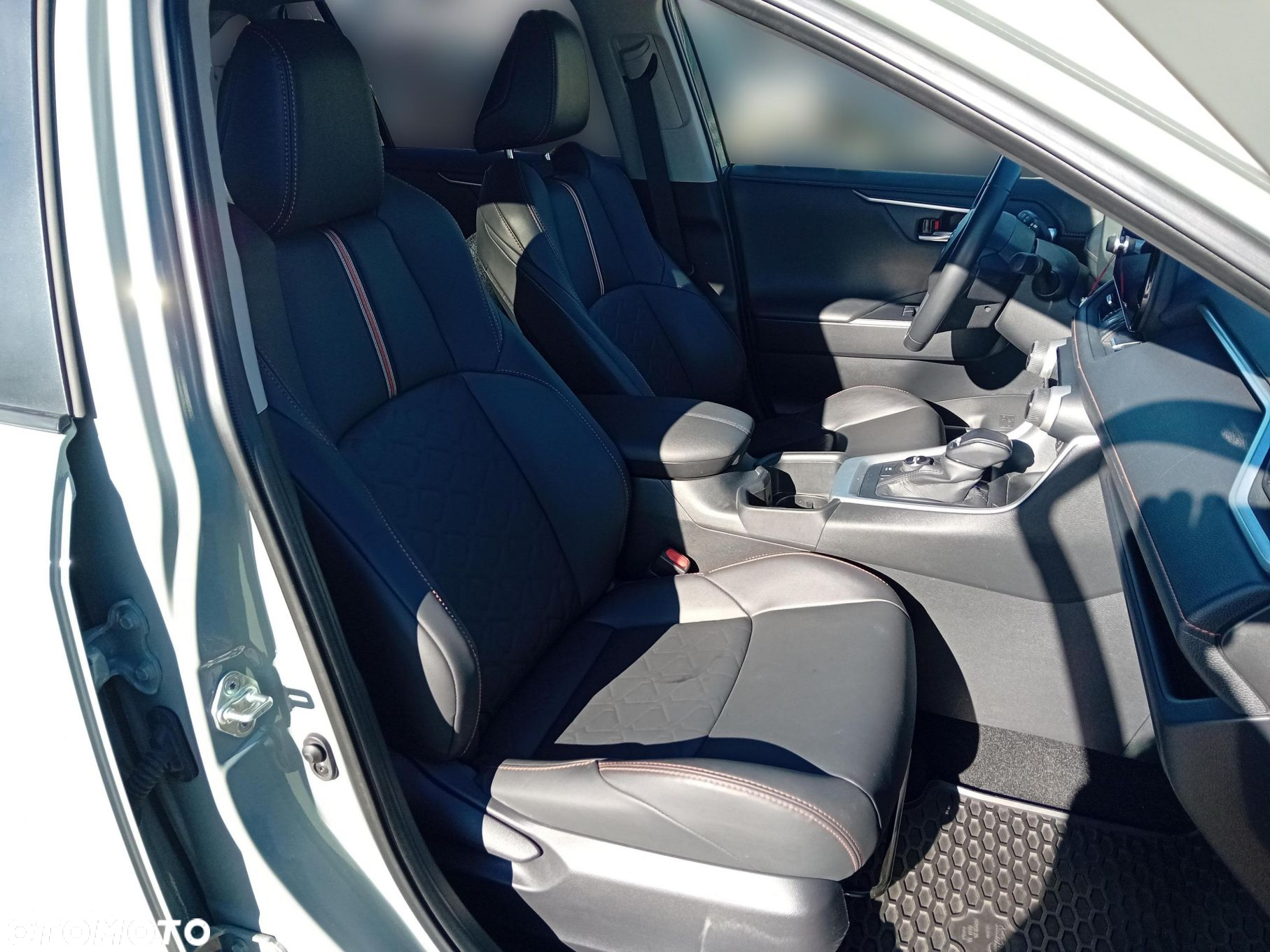 Toyota RAV4 2.5 Hybrid Adventure 4x4 - 14
