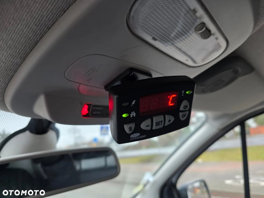 Opel Vivaro Chłodnia L2 - 10