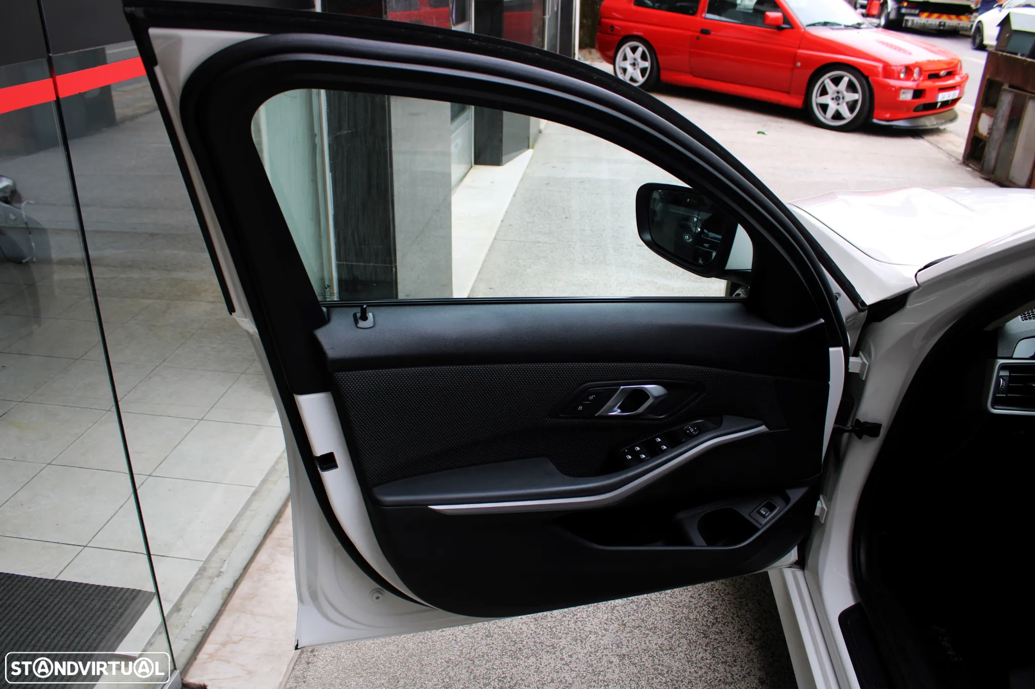BMW 318 d Touring - 19