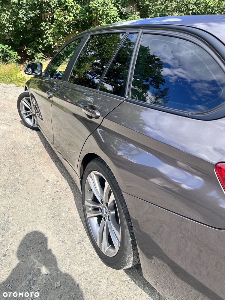 BMW Seria 3 320d - 2