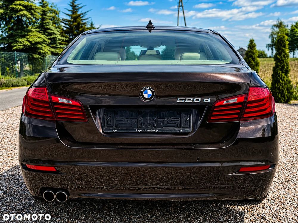 BMW Seria 5 520d Efficient Dynamics Edition Sport Line - 7