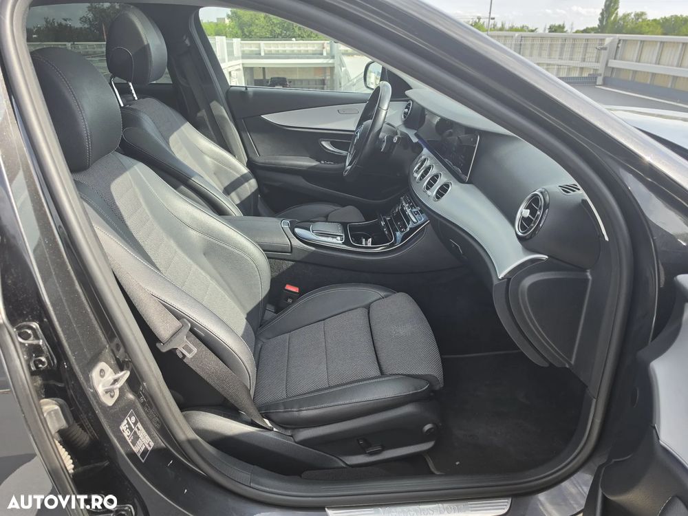 Mercedes-Benz E - 16