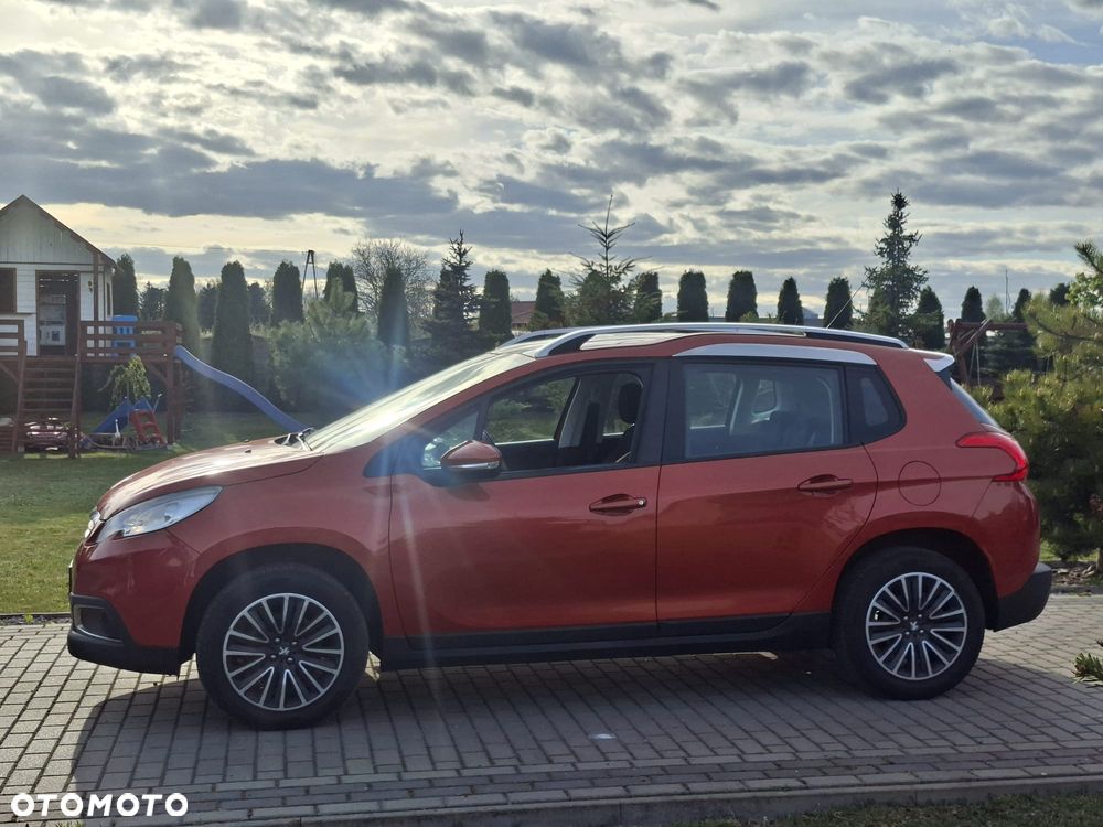 Peugeot 2008 1.2 Pure Tech Style - 18