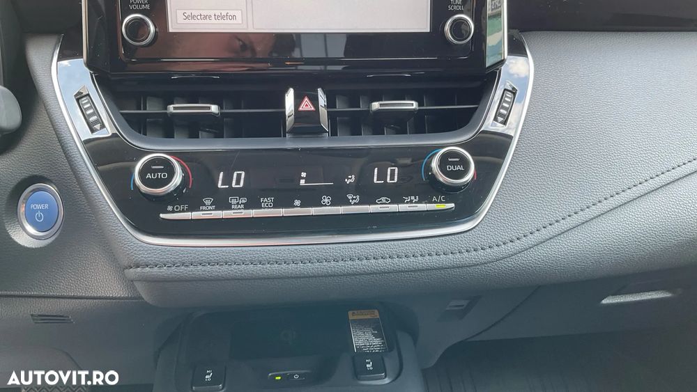 Toyota Corolla 1.8 HSD Dynamic - 30
