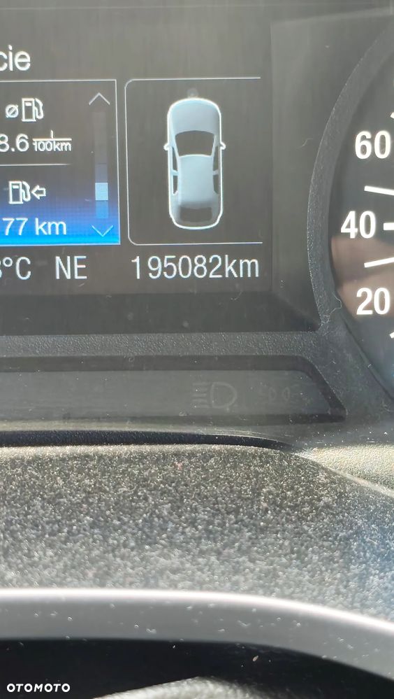 Ford Mondeo 2.0 TDCi Trend - 10