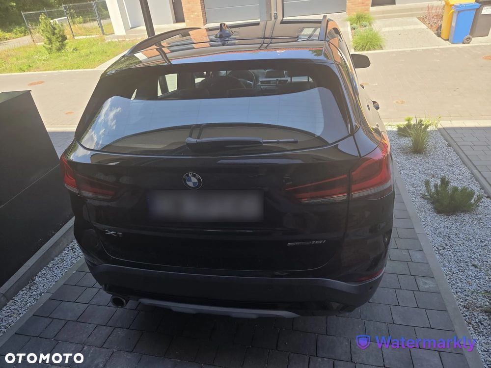 BMW X1 sDrive18i xLine - 3
