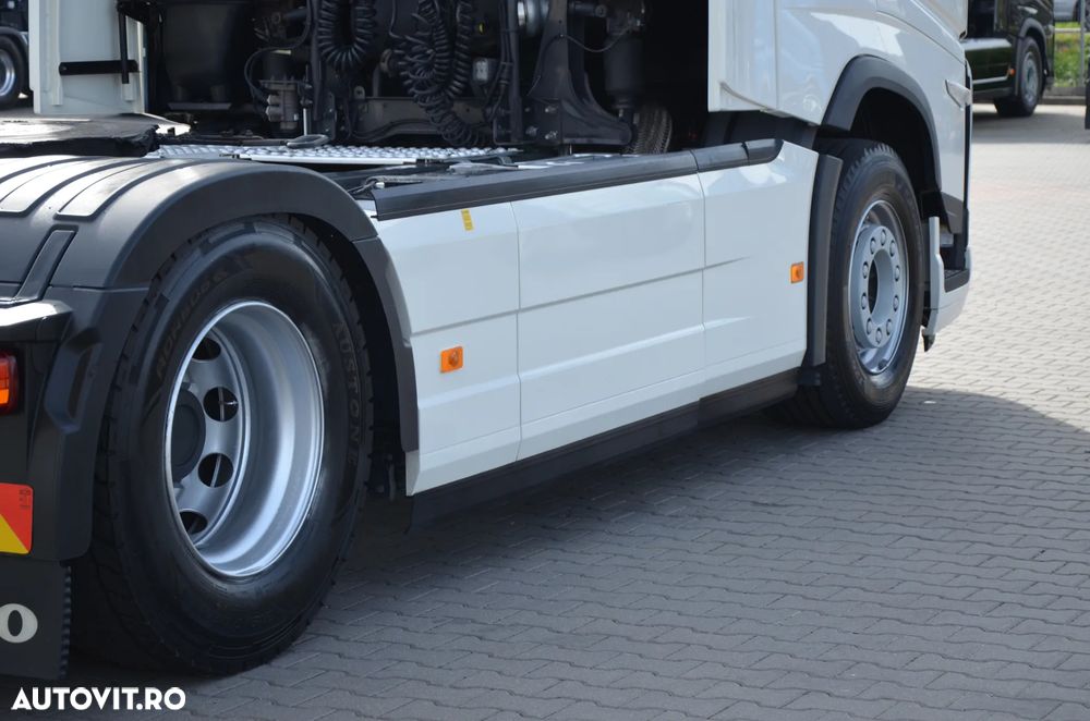Volvo FH 500 XL / 2023 / NEW I-SAVE / KLIMA P. / TUNER TV / LED / 6169 - 13