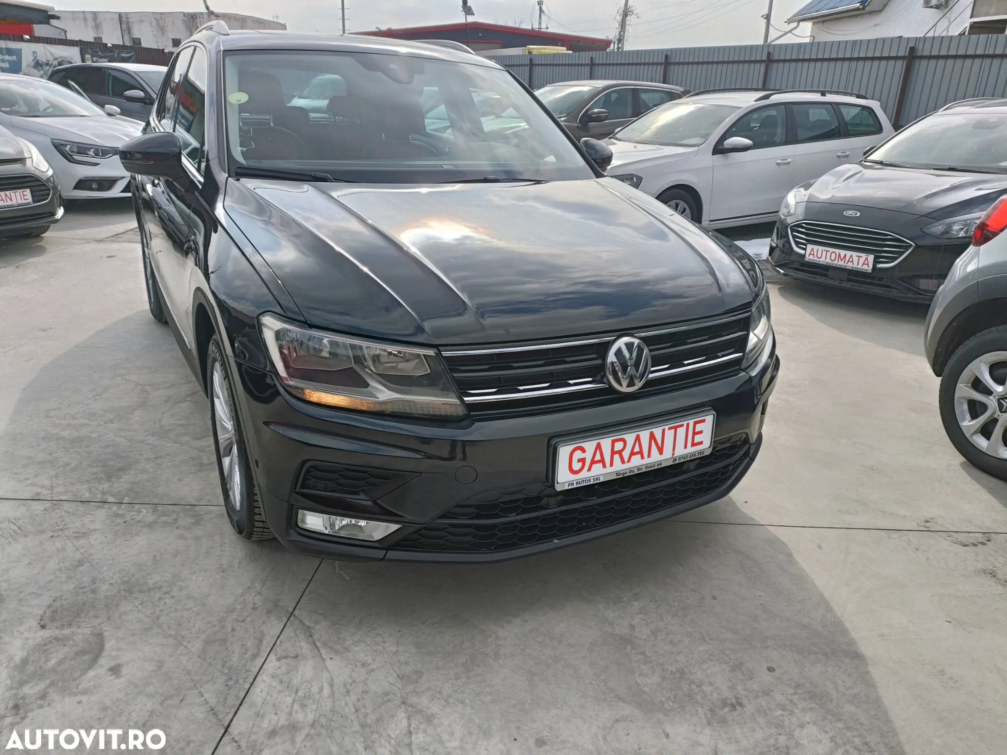 Volkswagen Tiguan 2.0 TDI SCR Comfortline - 16