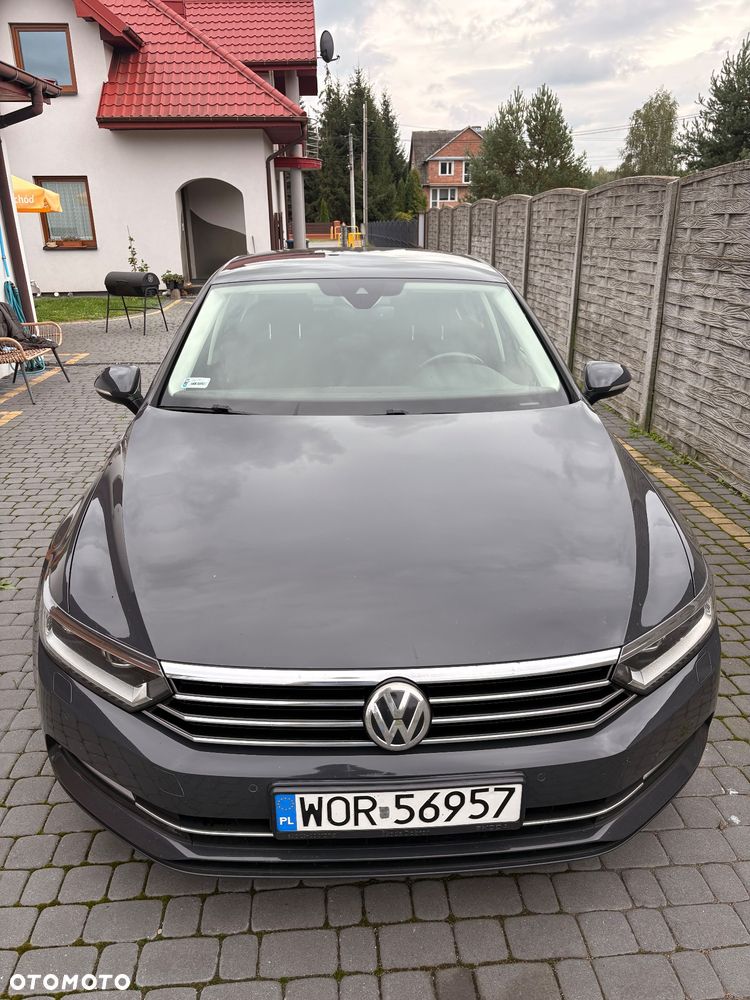 Volkswagen Passat - 6