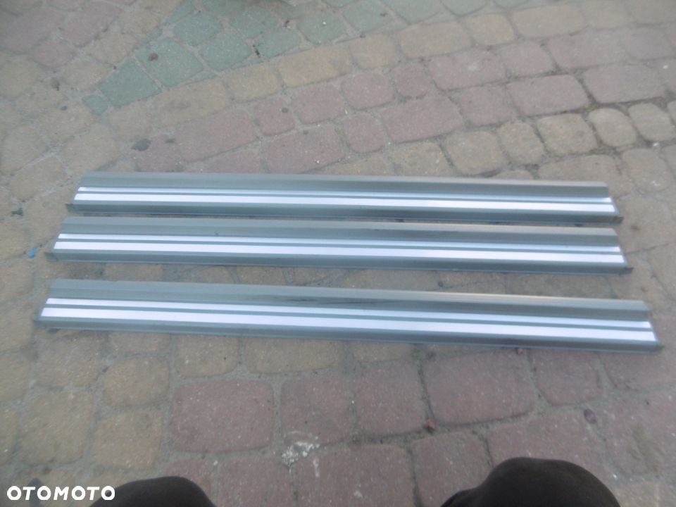 Listwa progowa MERCEDES W124 COUPE - 1