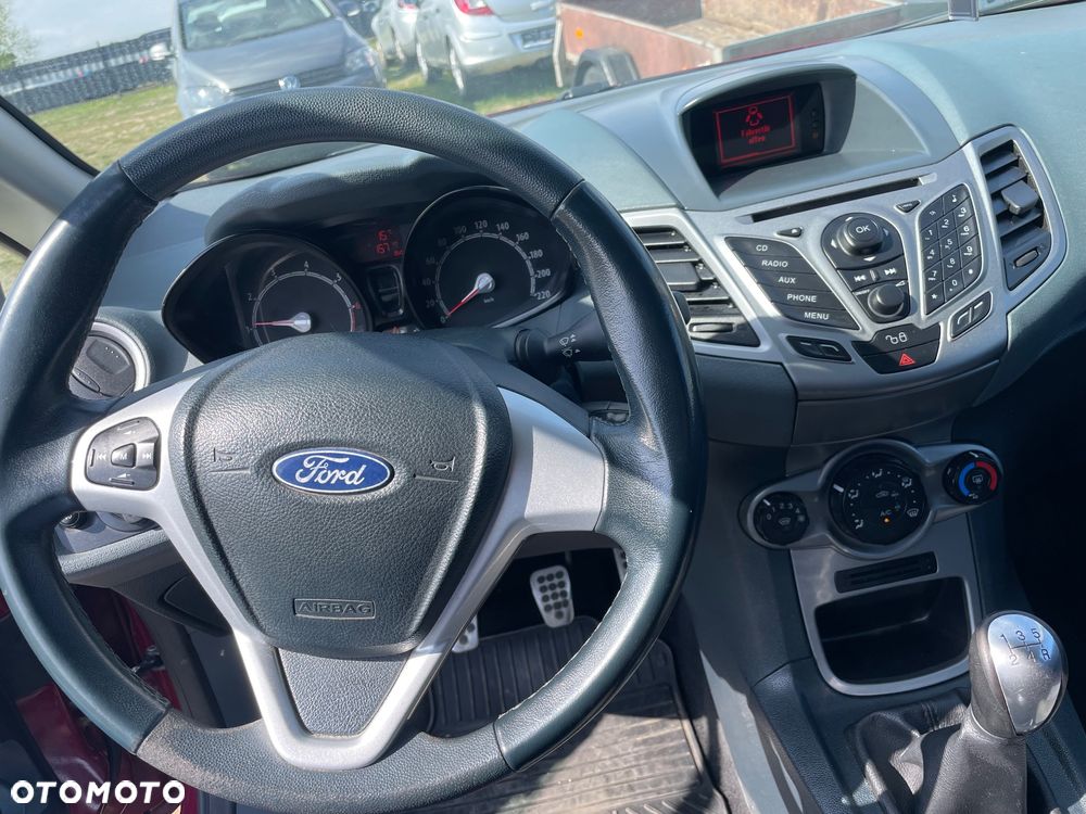 Ford Fiesta - 8