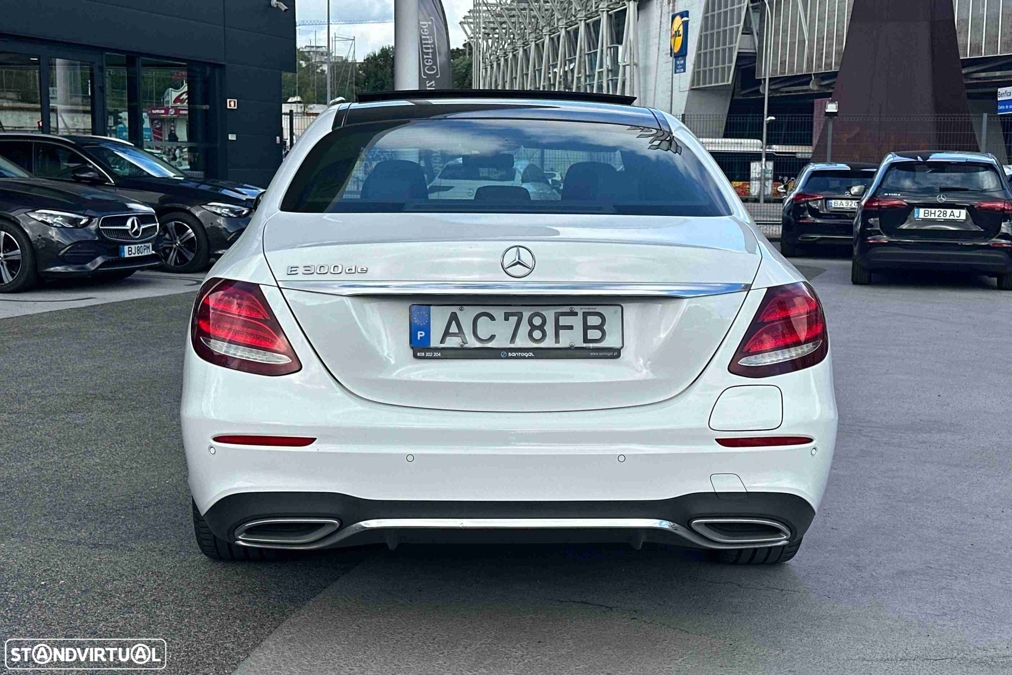 Mercedes-Benz E 300 de AMG Line - 4