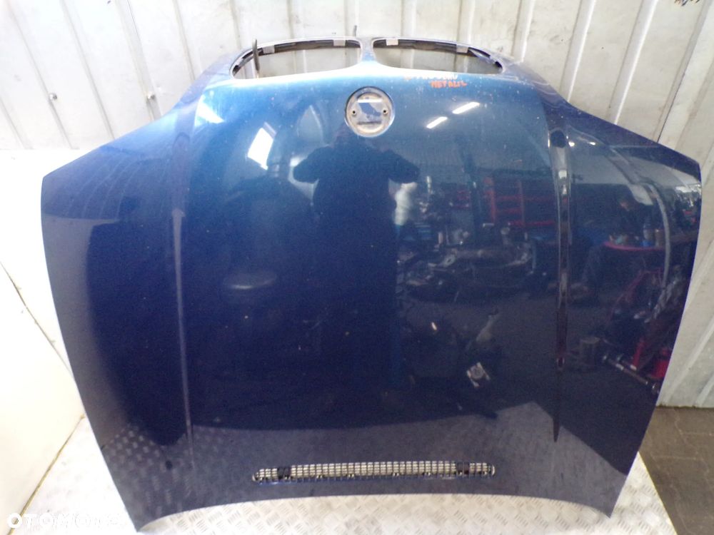 MASKA BMW E46 TOPASBLAU METALIC SEDAN - 2