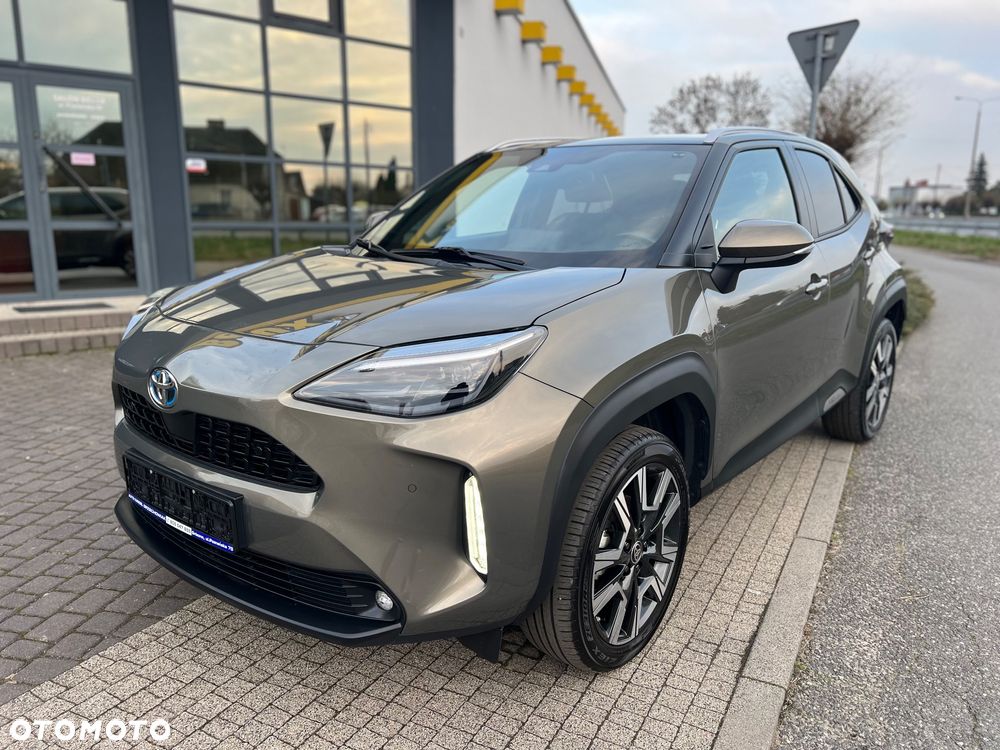 Toyota Yaris Cross 1.5 VVT-i AWD-i Premiere Edition - 1