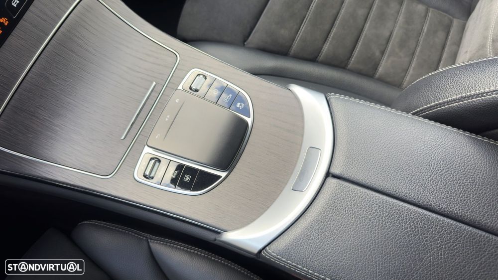 Mercedes-Benz GLC 300 de Coupe 4Matic 9G-TRONIC AMG Line - 35
