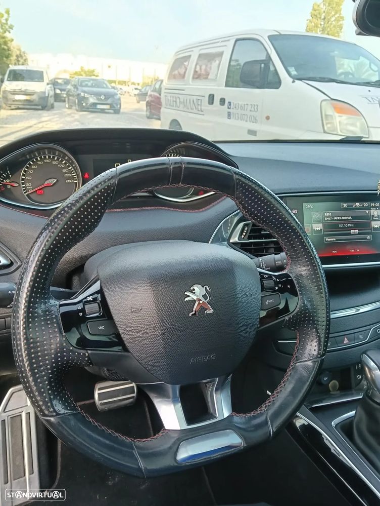 Peugeot 308 SW ver-1-2-puretech-gt-line-eat8 - 17