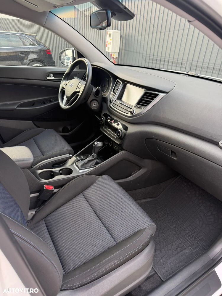 Hyundai Tucson blue 1.7 CRDi 2WD DCT Advantage - 14
