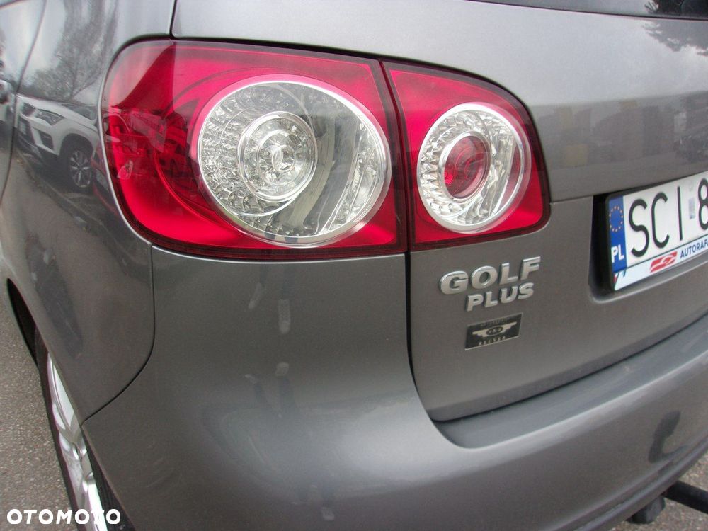 Volkswagen Golf Plus - 10