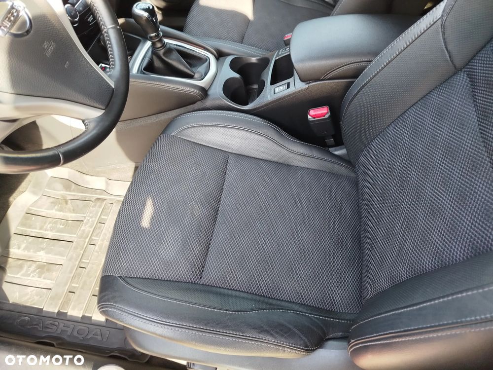 Nissan Qashqai 1.6 DIG-T Tekna - 17