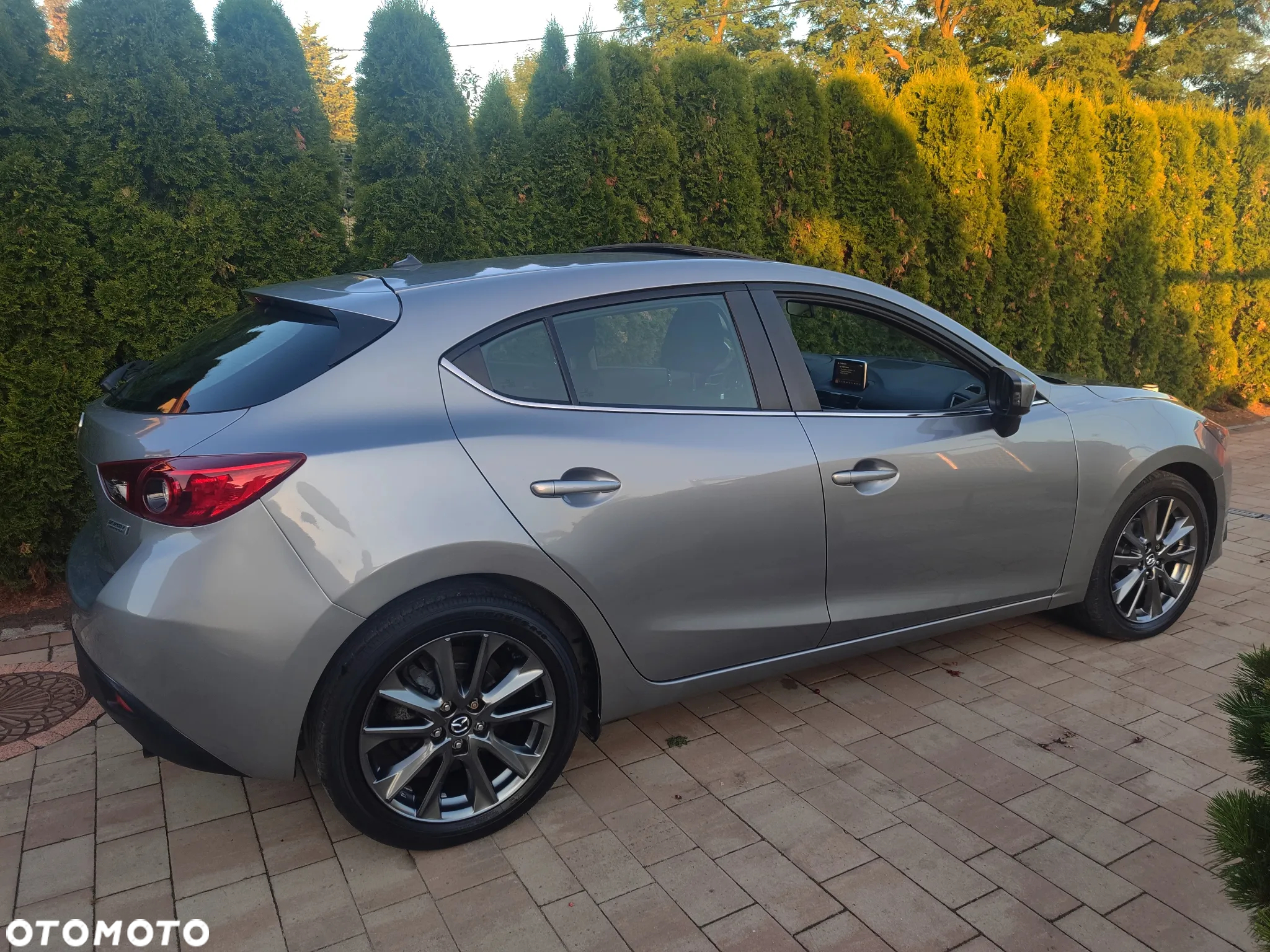 Mazda 3 - 10