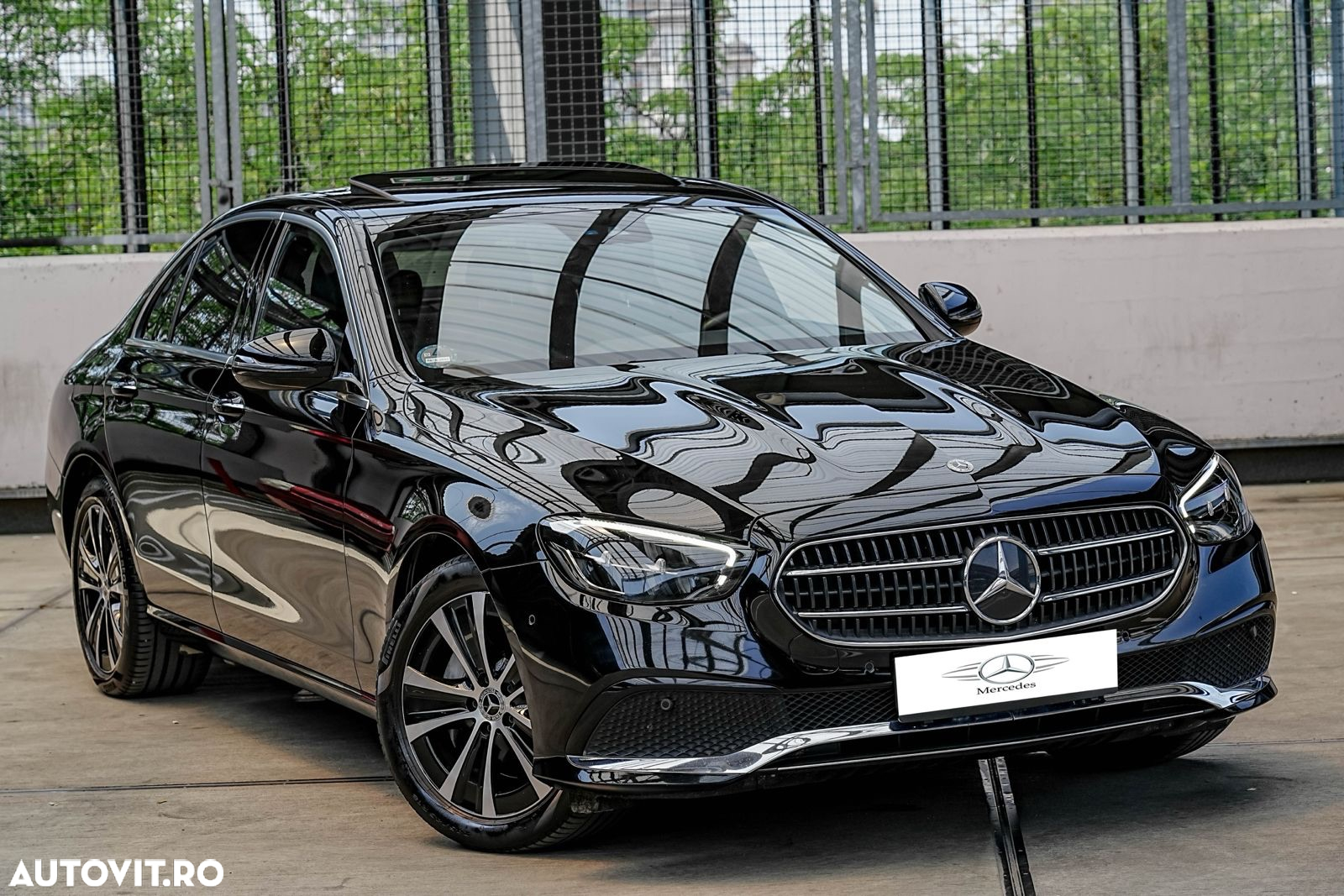 Mercedes-Benz E - 2