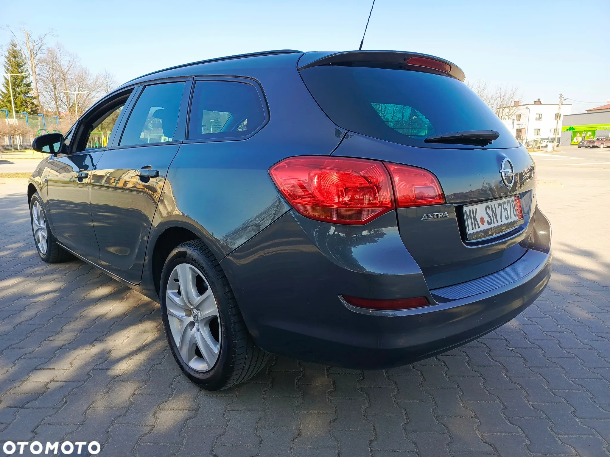 Opel Astra 1.7 CDTI DPF Sports Tourer - 24