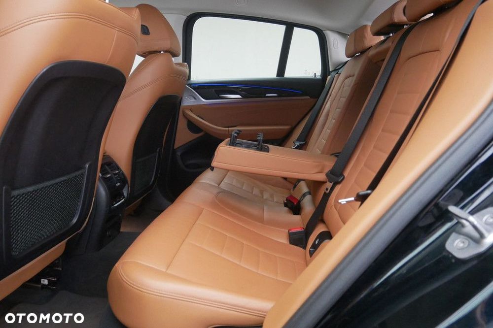 BMW X4 - 15