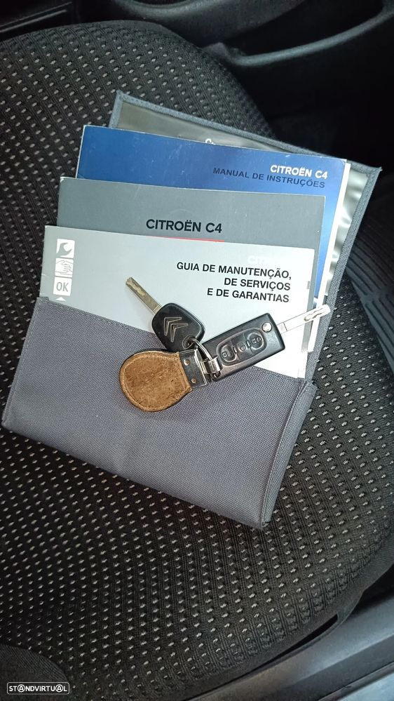 Citroën C4 1.4 16V SX - 13