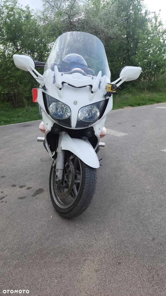Yamaha FJR - 3