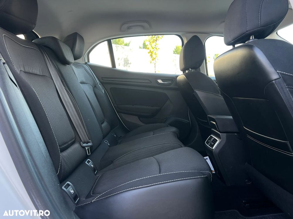Renault Megane Estate 1.5 dCI EDC Intens - 7