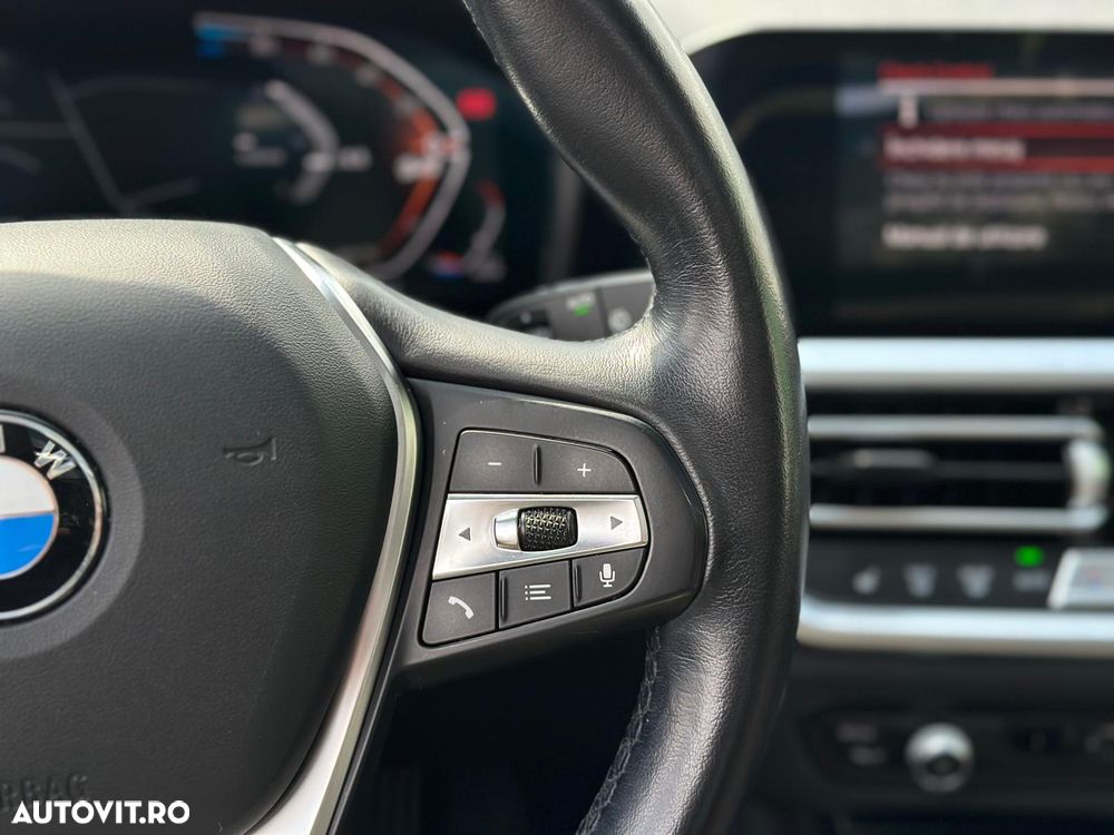 BMW Seria 3 320d xDrive Aut. Luxury Line - 24